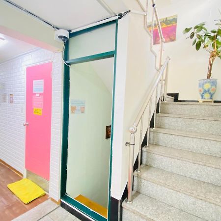 Aroha Guesthouse Seoul Station Bagian luar foto